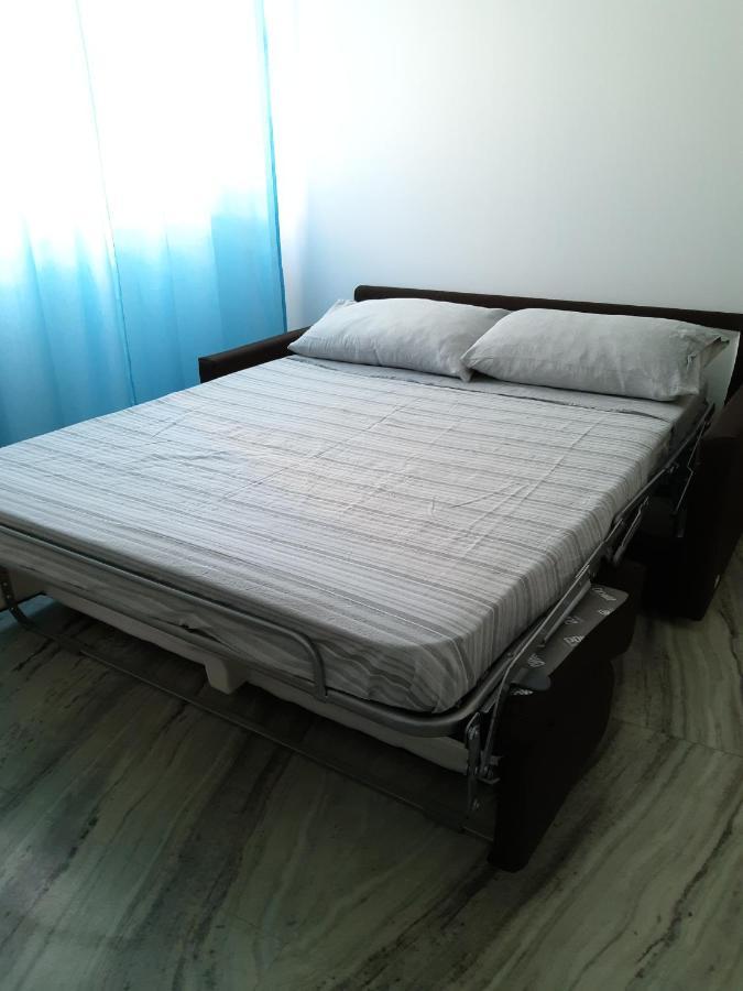 Thomas'S Home - Appartamento A Comiso Esterno foto