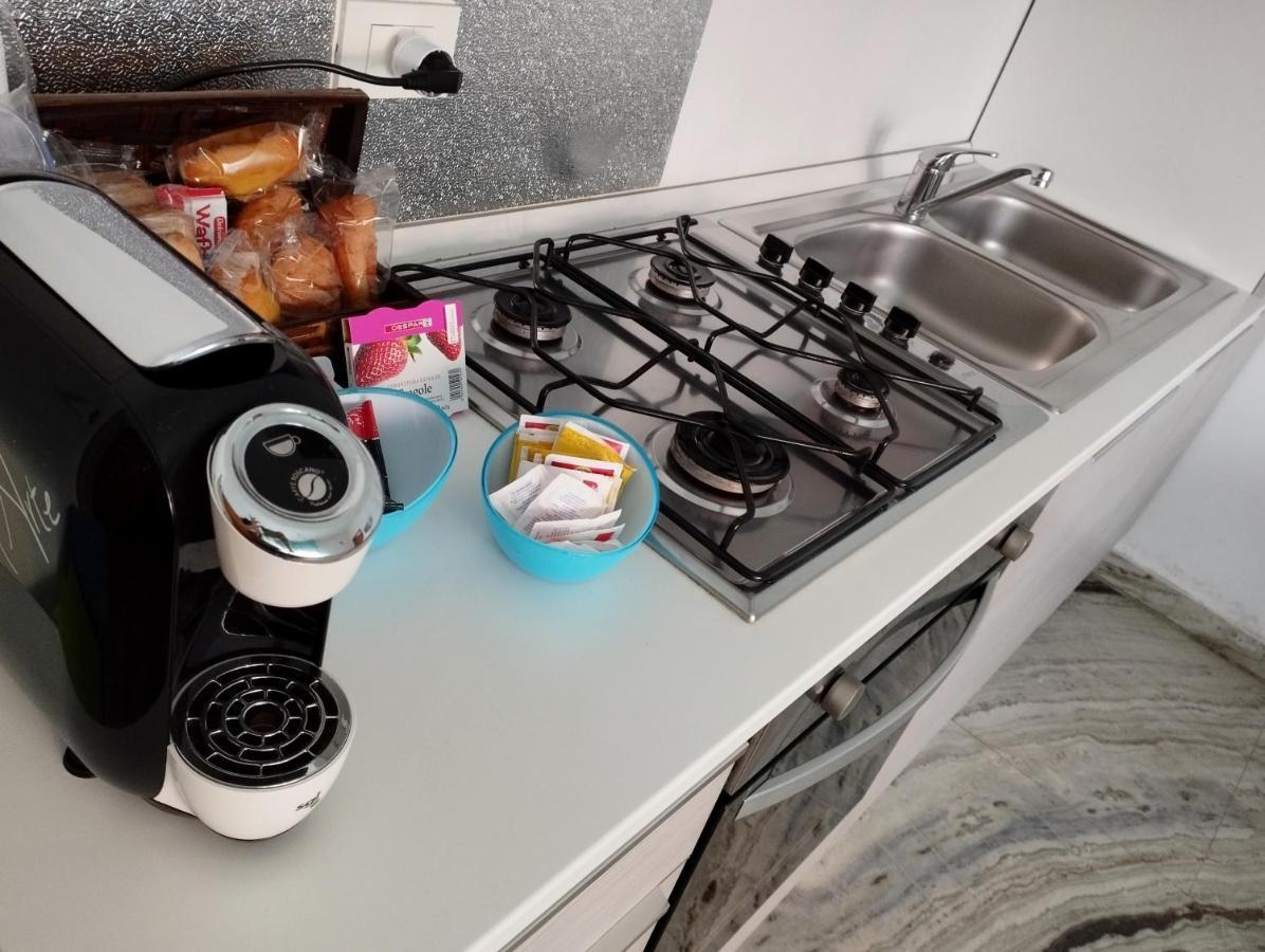 Thomas'S Home - Appartamento A Comiso Esterno foto